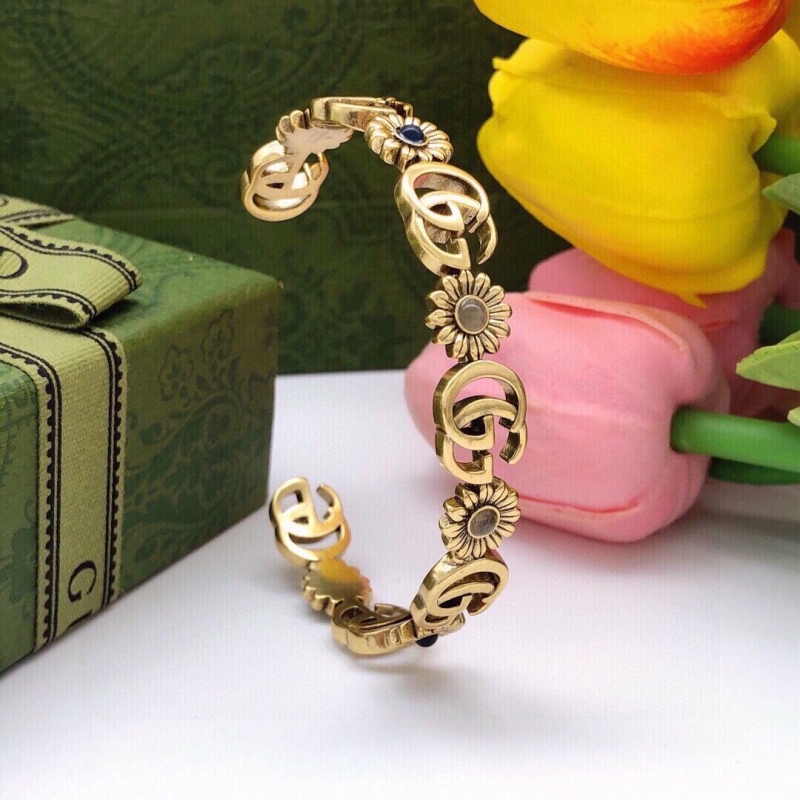 Gvc*1 bracelets